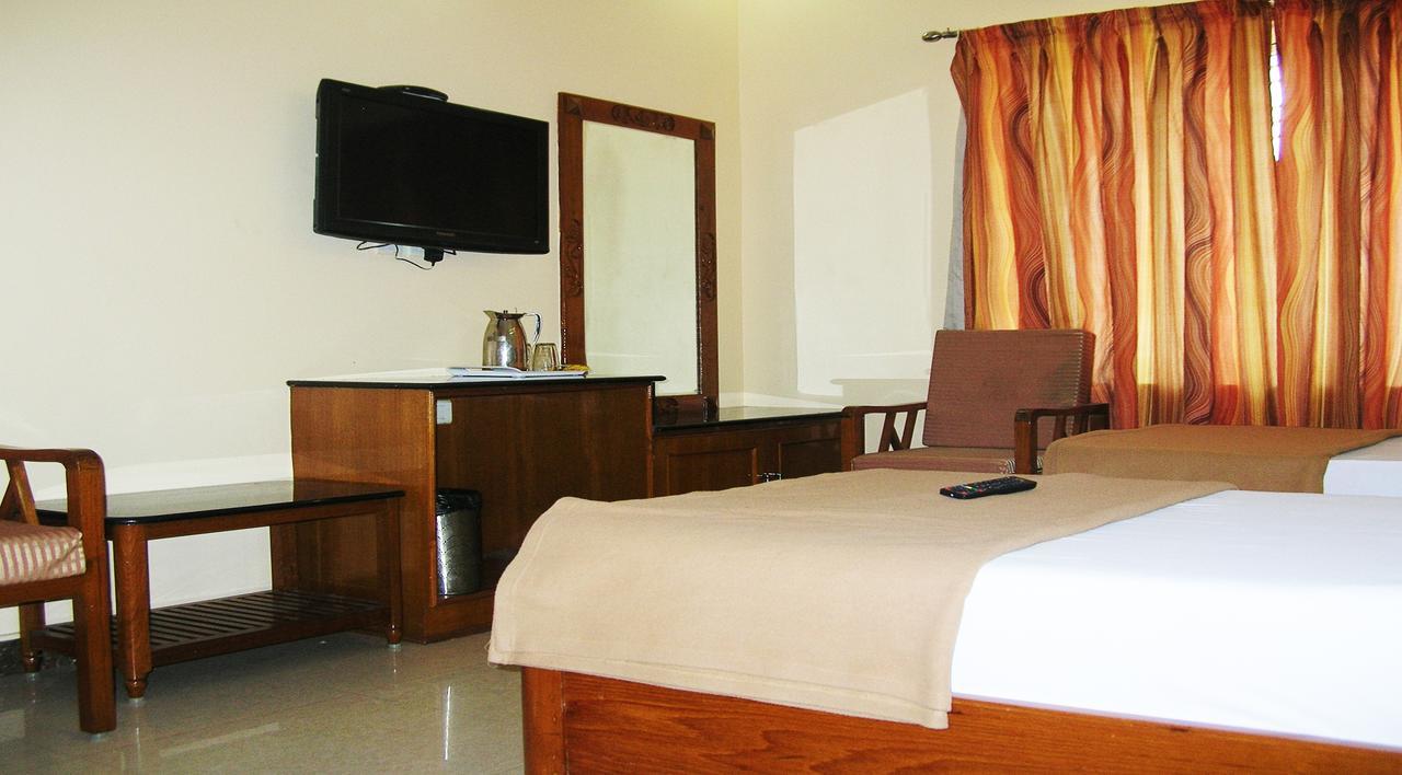 Hotel Athidhi Residency Tirupati Esterno foto